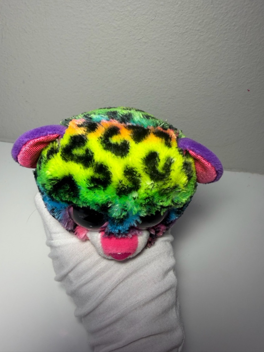 TY Beanie Boos Rainbow Leopard Plush Toy - Dotty - Picture 7 of 8